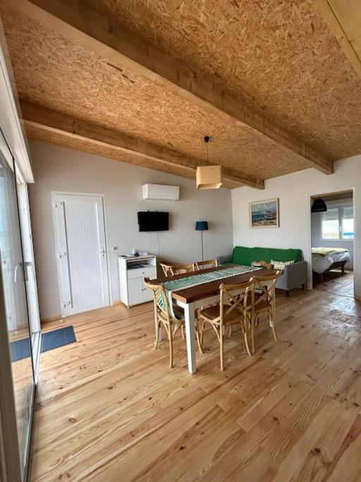 Maison Chalet 200 M De La Plage Climatisation Et Wifi Gruissan Bagian luar foto