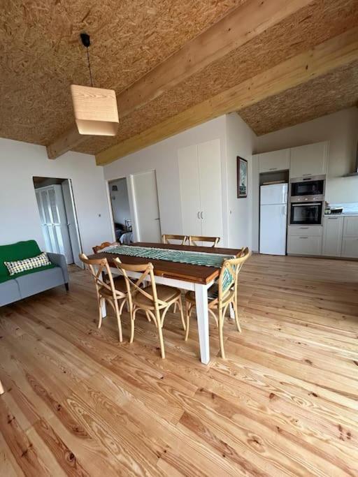 Maison Chalet 200 M De La Plage Climatisation Et Wifi Gruissan Bagian luar foto