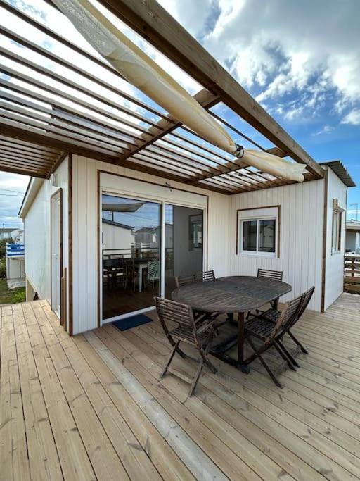 Maison Chalet 200 M De La Plage Climatisation Et Wifi Gruissan Bagian luar foto